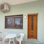 Comfort And Fun By The Pool-beahost Апартаменты