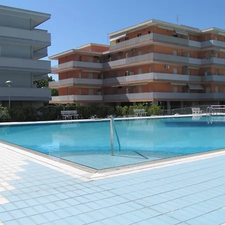 Appartement Comfort And Fun By The Pool - Beahost Bibione